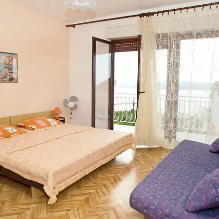 Apartments With Parking Space Dramalj, Crikvenica - 5576
